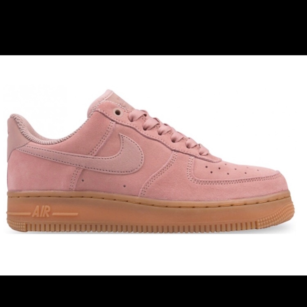 Nike Air Force 1 ‘07 SE Particle Pink Gum Sole Sz9